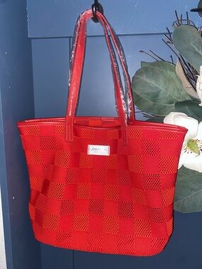Shiseido Red Checker Tote with Logo Plate NWOT❗️